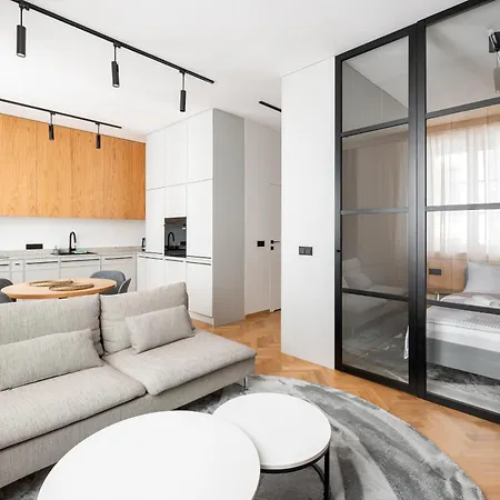 Park Praski Modern Appartement Warschau